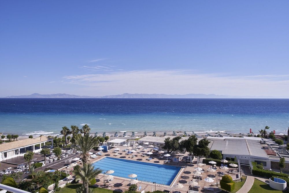 Blue Bay Beach Resort photo 2