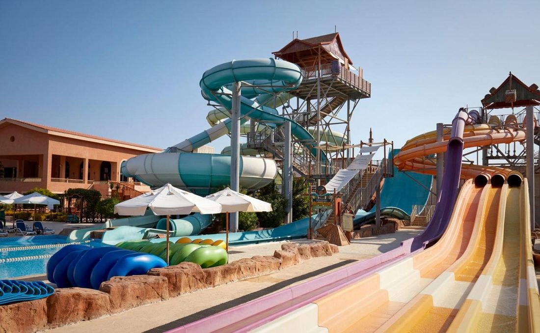 Coral Sea Aqua Club Resort photo 1