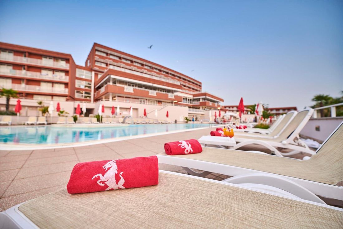 Hotel Albatros Plava Laguna photo 2