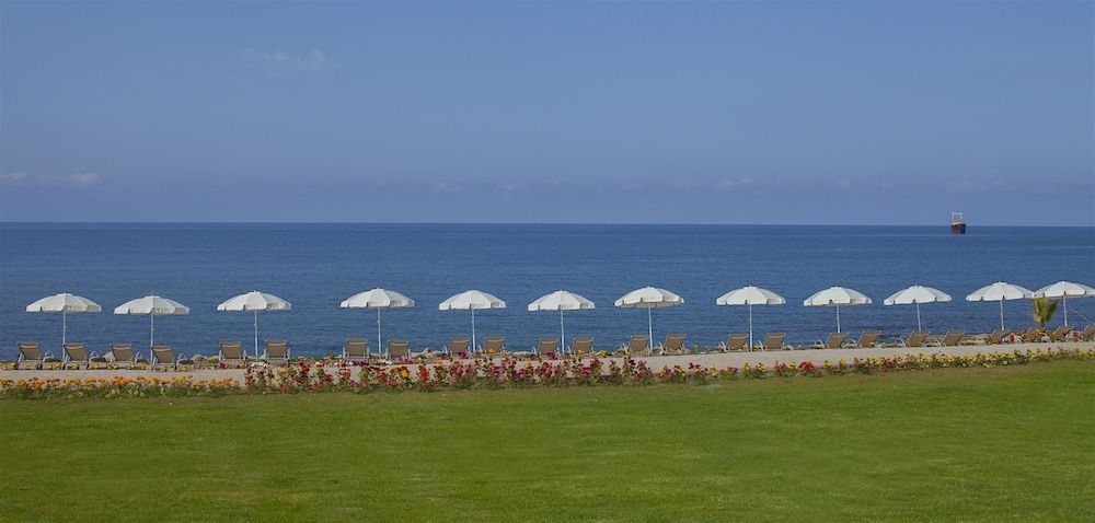 King Evelthon Beach Hotel & Resort photo 5