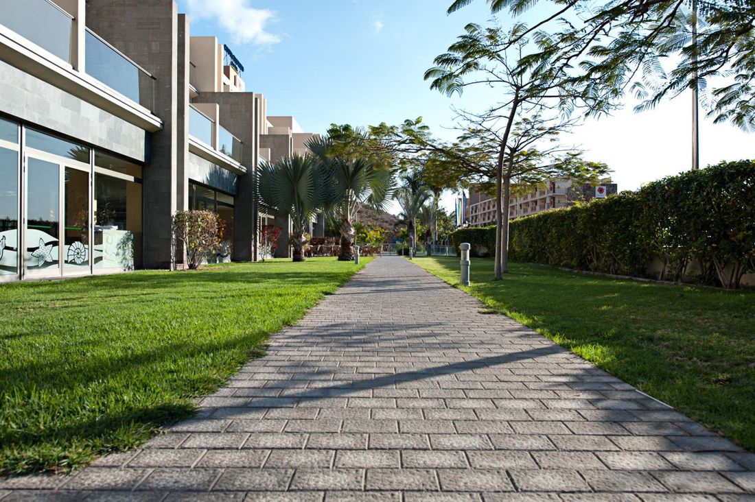 LIVVO Costa Taurito photo 3