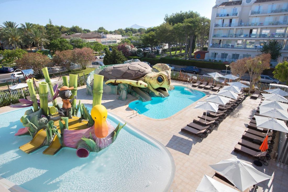 Mar Hotels Playa de Muro Suites photo 2