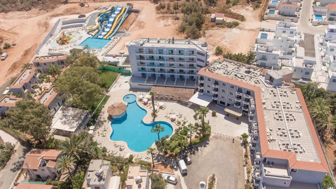 Narcissos Waterpark Resort photo 3
