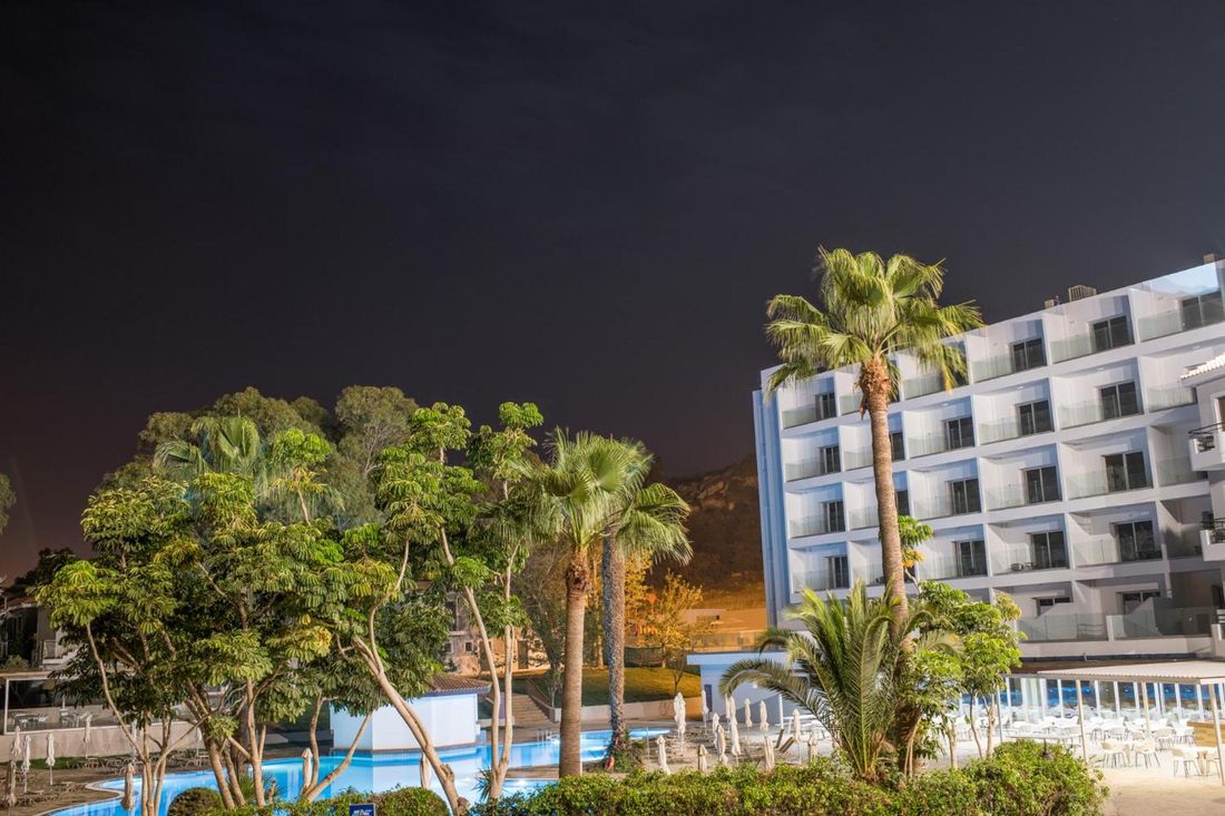 Narcissos Waterpark Resort photo 4