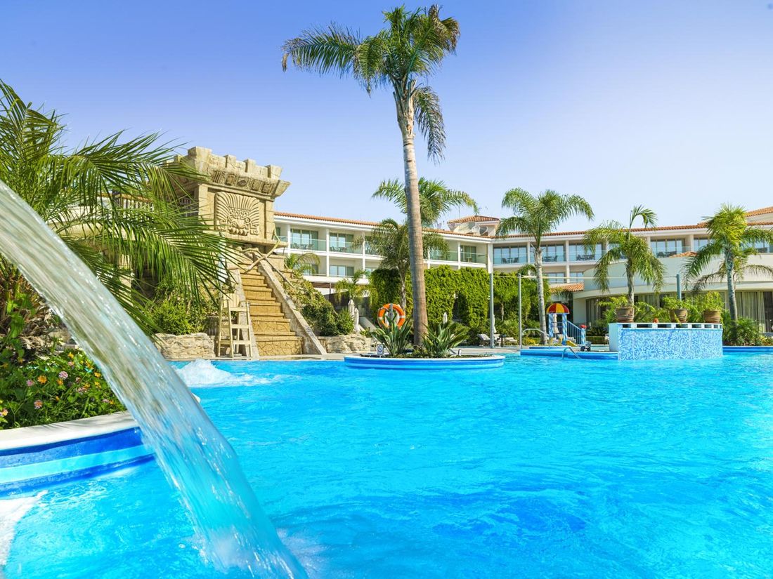 Olympic Lagoon Resort Paphos photo 4