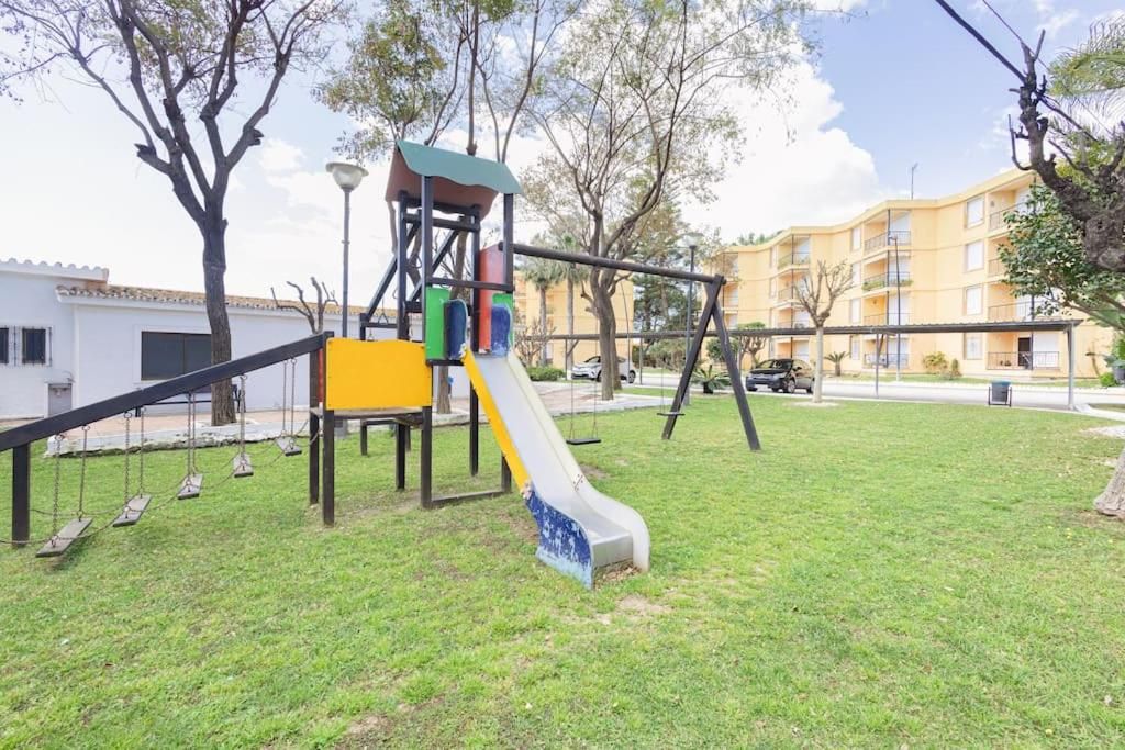 Playa Bella Beach Apartments photo 5