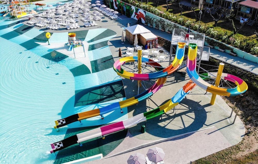 Sisan Family Resort photo 2