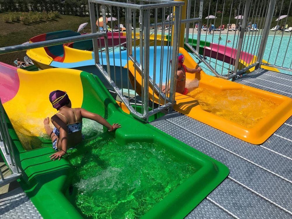 Sisan Family Resort photo 5